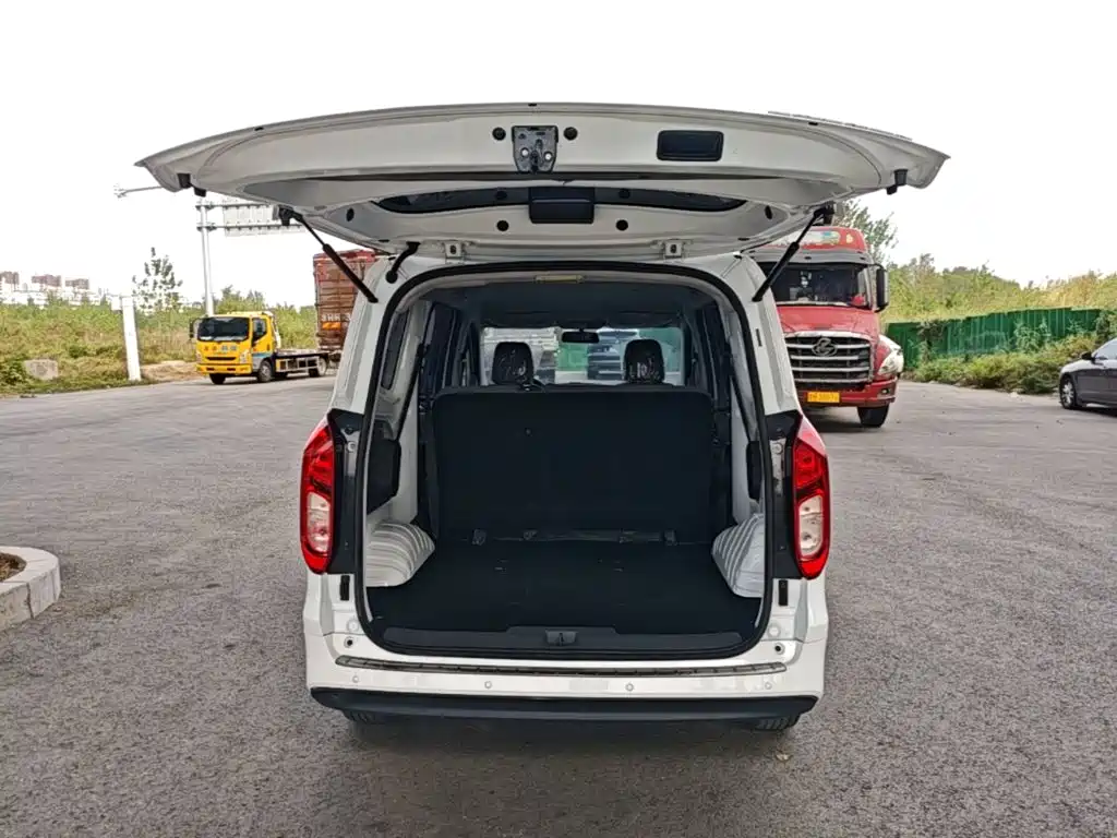 Wuling Hongguang EV — миниатюра 19