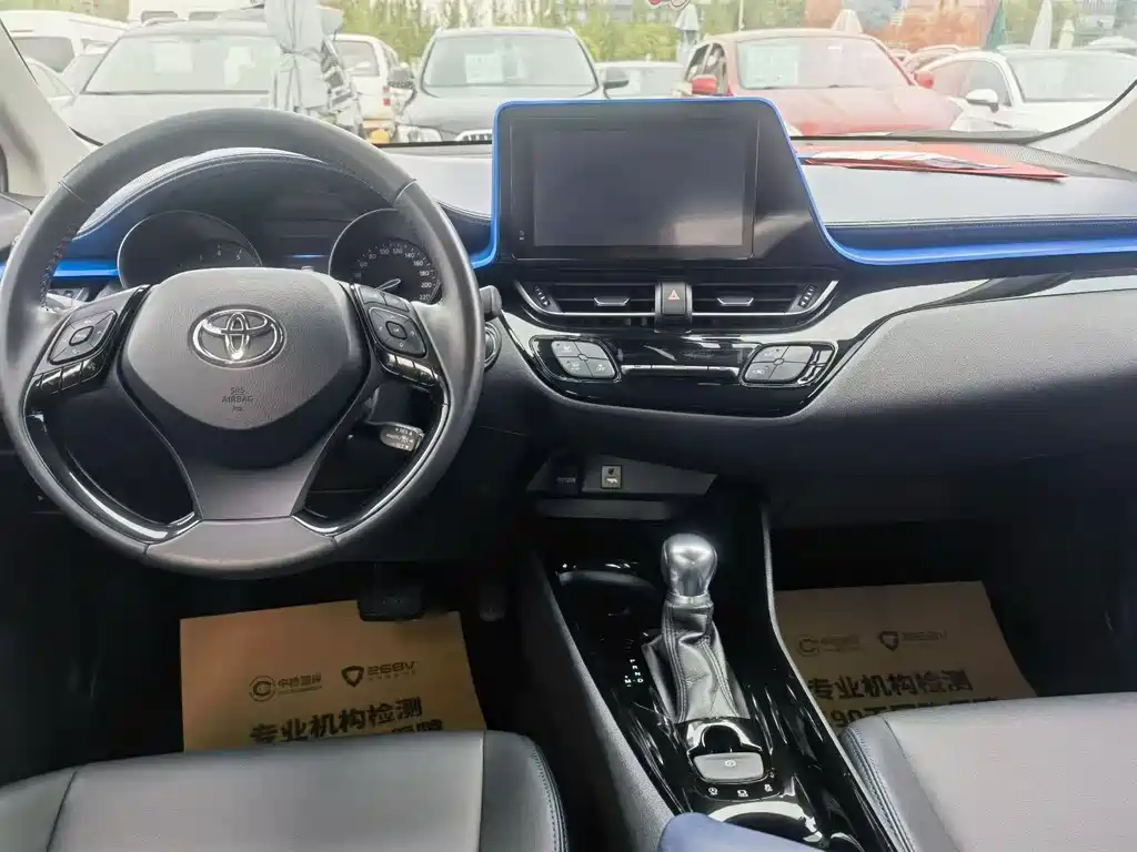 Toyota C-HR — миниатюра 5