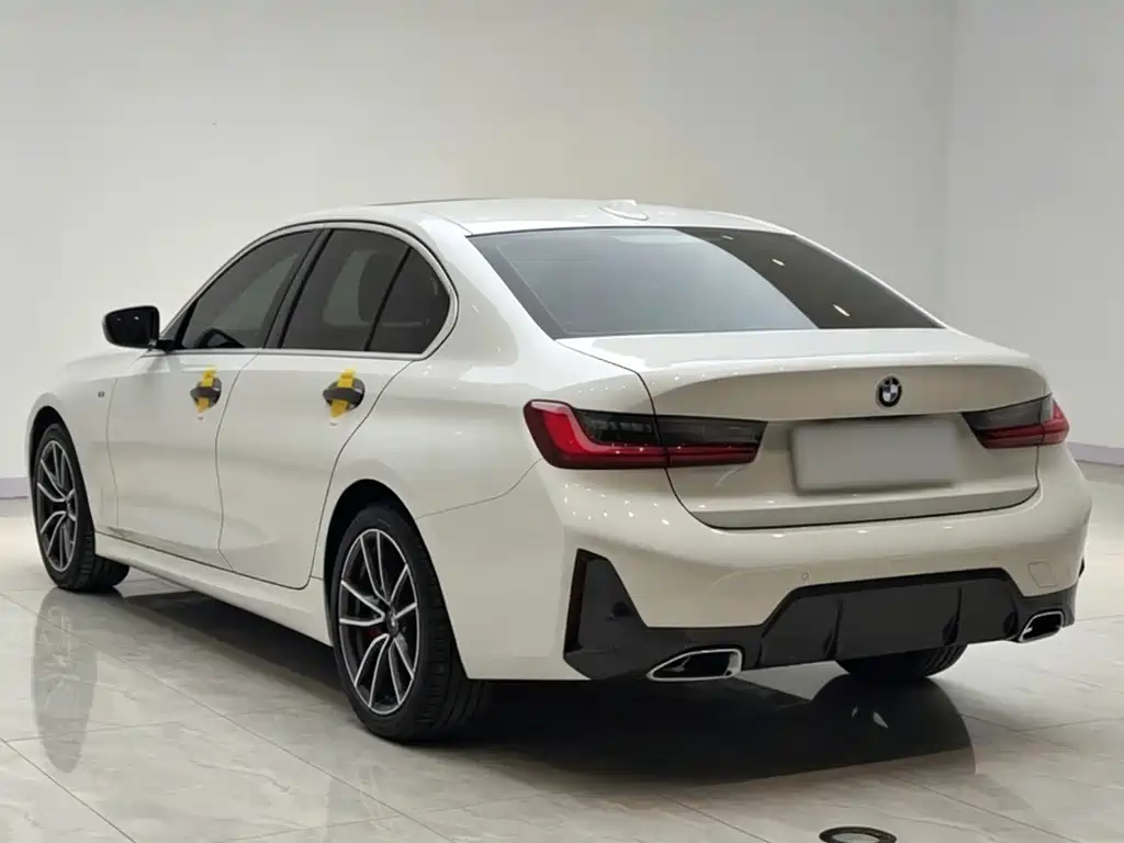 BMW 3 Series — миниатюра 4