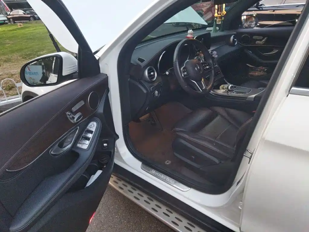 Mercedes-Benz GLC — миниатюра 12