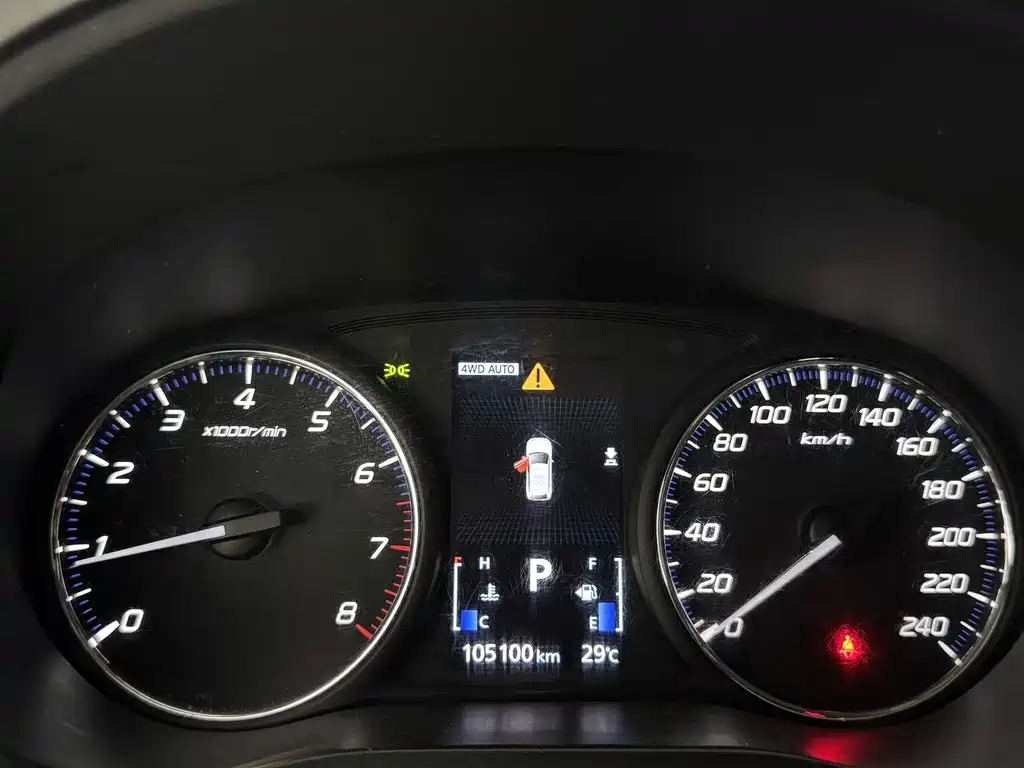 Mitsubishi Outlander — миниатюра 13