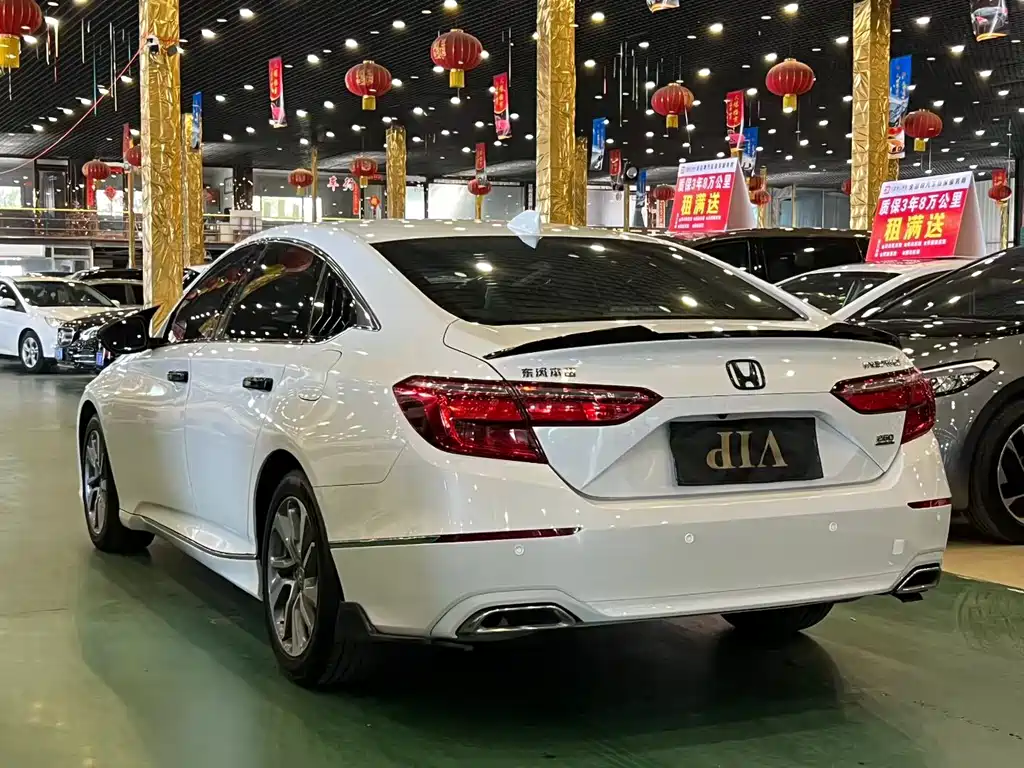 Honda Inspire — миниатюра 9