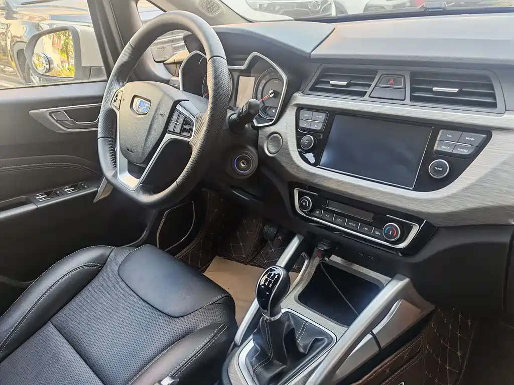 Geely Vision X3 — миниатюра 17