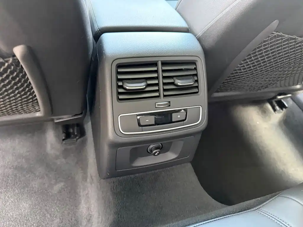 Audi A5 (Import) — миниатюра 32