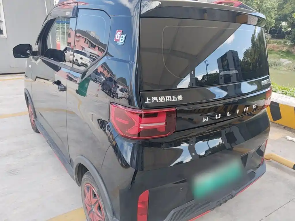 Wuling MINIEV — миниатюра 5
