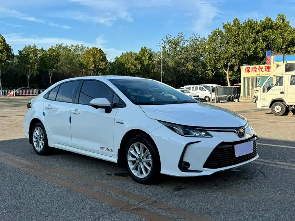 Toyota Corolla — миниатюра 3