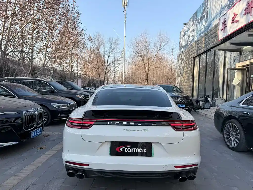 PORSCHE PANAMERA NEW ENERGY