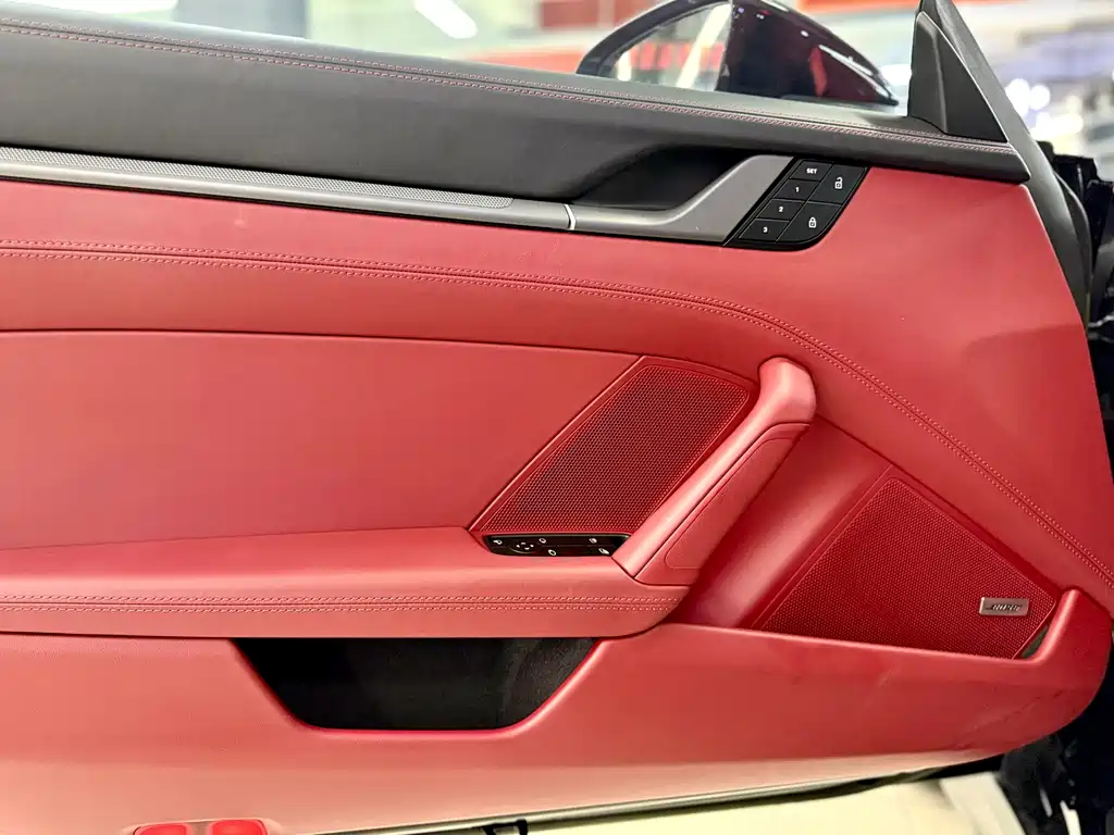 Porsche 911 — миниатюра 7