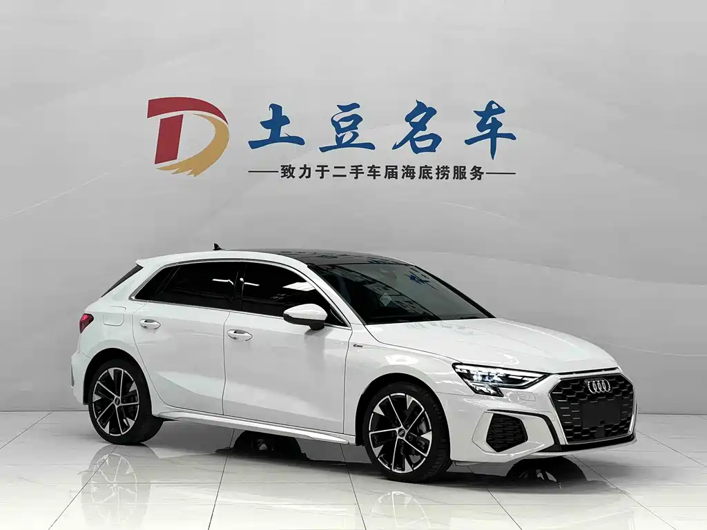 Audi A3 2022 Sportback 35 TFSI Fashion Sport