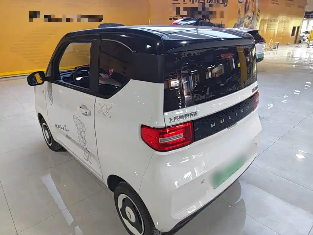 Wuling MINIEV — миниатюра 5