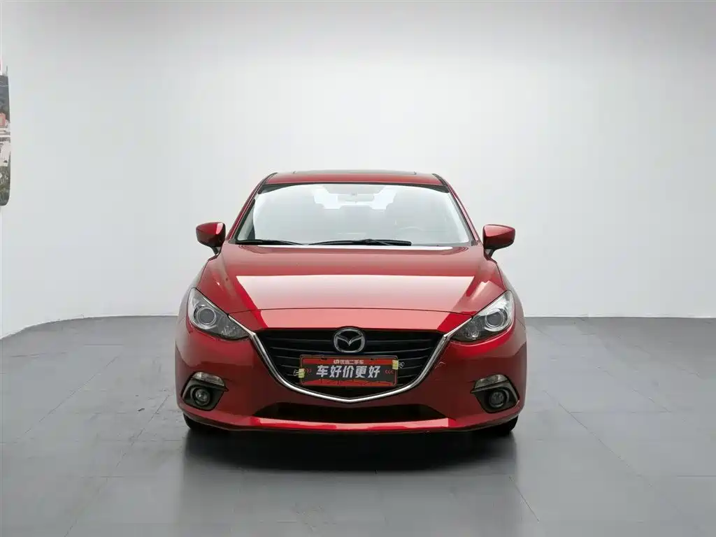 Mazda Mazda3 3 2016 1.5L AT Luxury