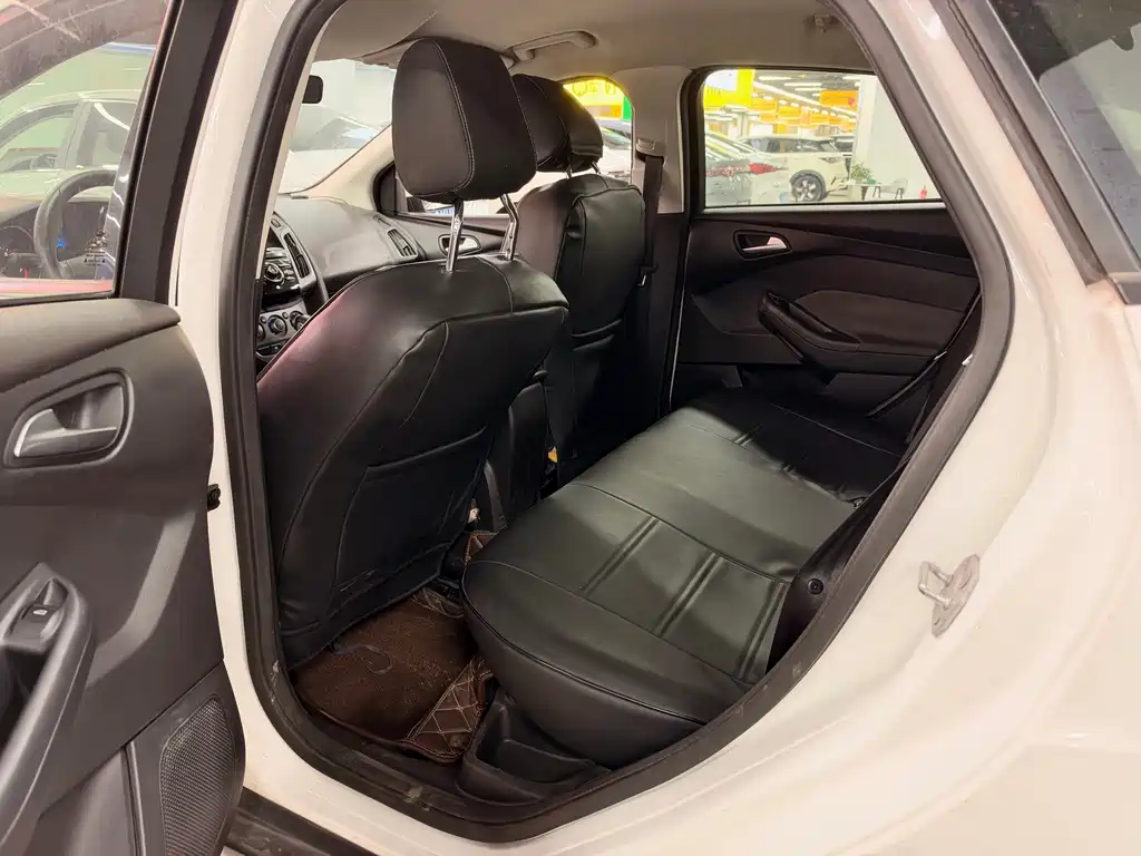 Ford Focus — миниатюра 8