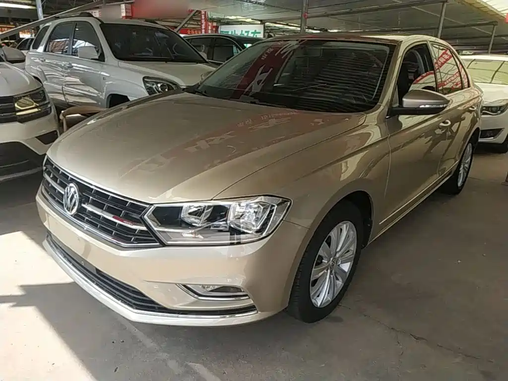 Volkswagen Bora — миниатюра 2
