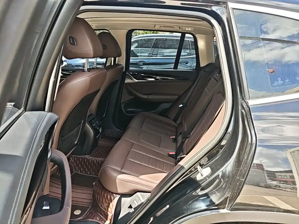 BMW X3 — миниатюра 13