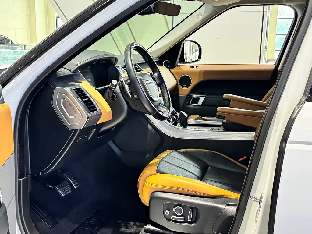 Land Rover Sport — миниатюра 17
