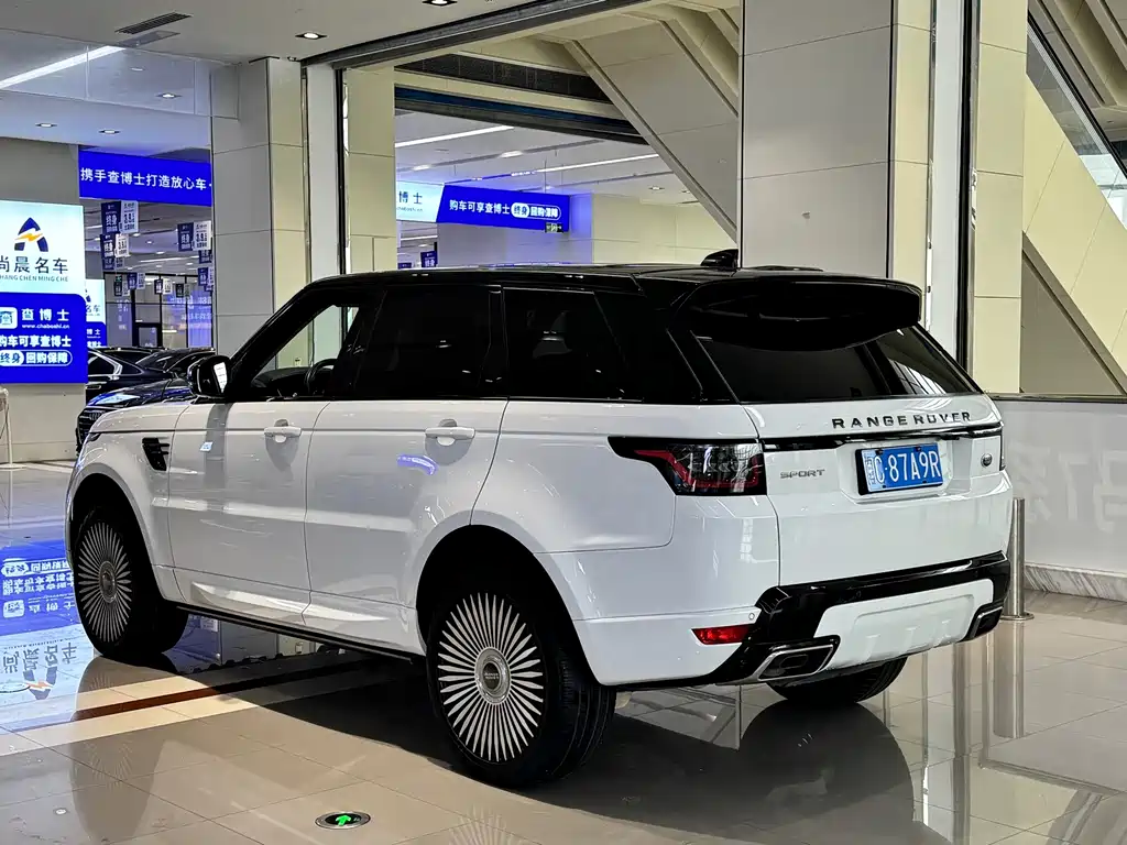 Land Rover Sport — миниатюра 12