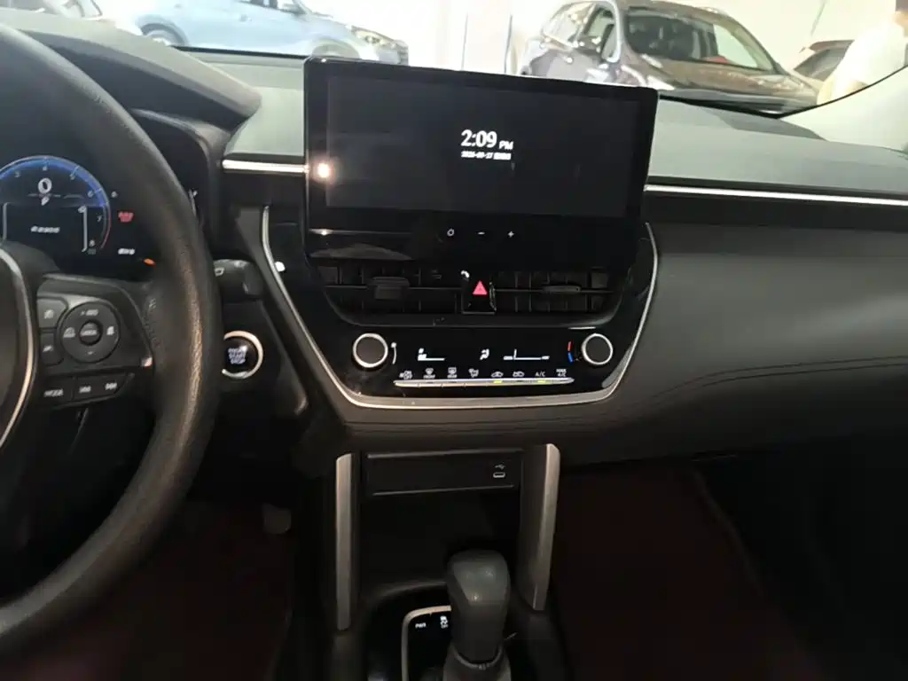 Toyota Frontlander — миниатюра 13