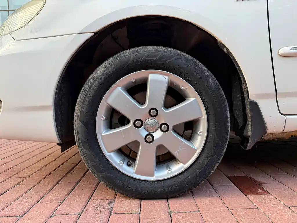 Toyota Corolla — миниатюра 8