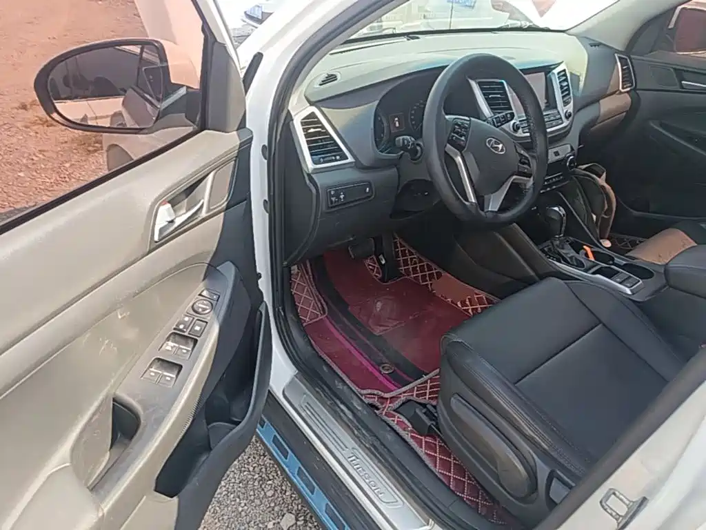 Hyundai Tucson — миниатюра 16