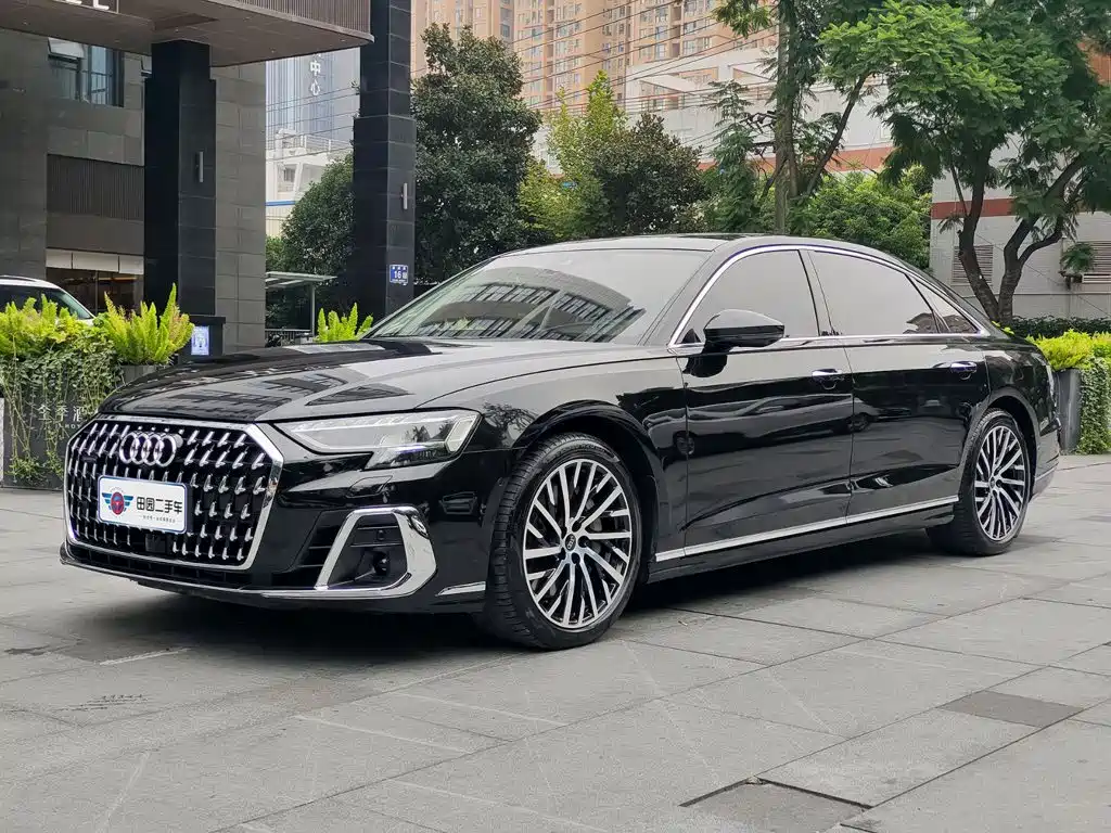 Audi A8