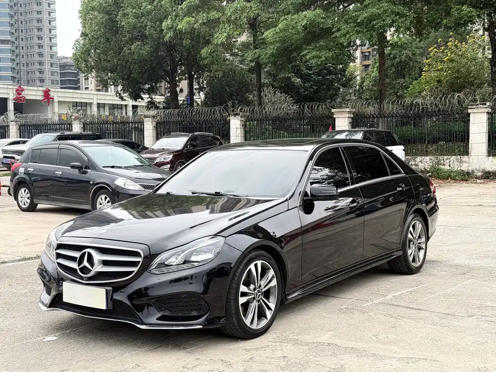 Mercedes-Benz E-Class 2015