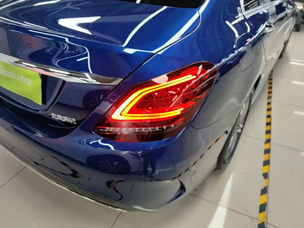 Mercedes-Benz C-Class — миниатюра 8