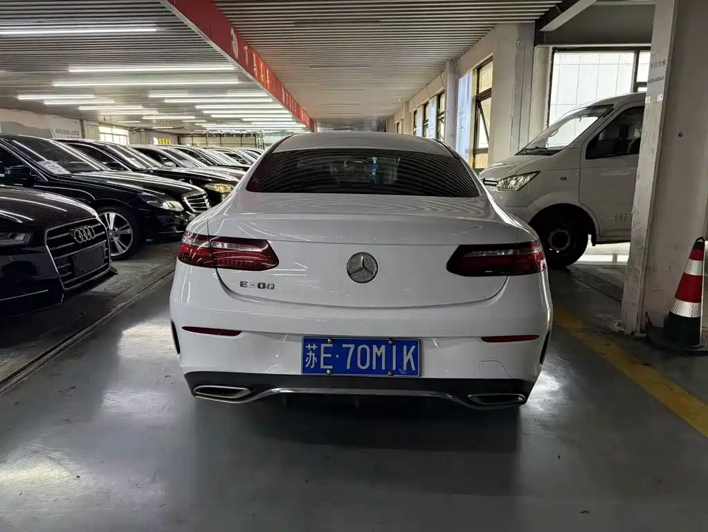Mercedes-Benz E-Class (Import) — миниатюра 5
