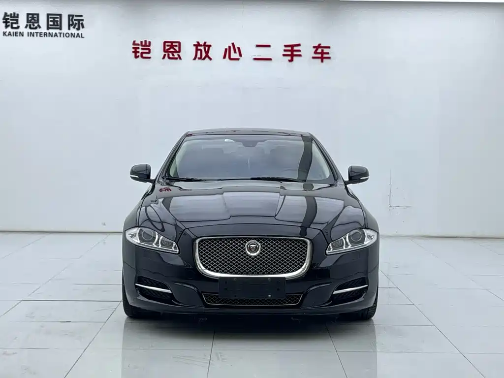 Jaguar XJ — миниатюра 2