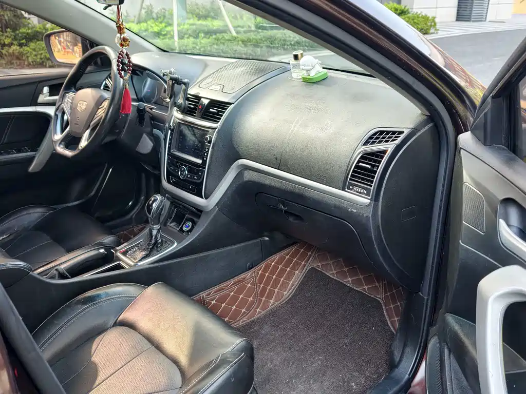 Geely Emgrand — миниатюра 11