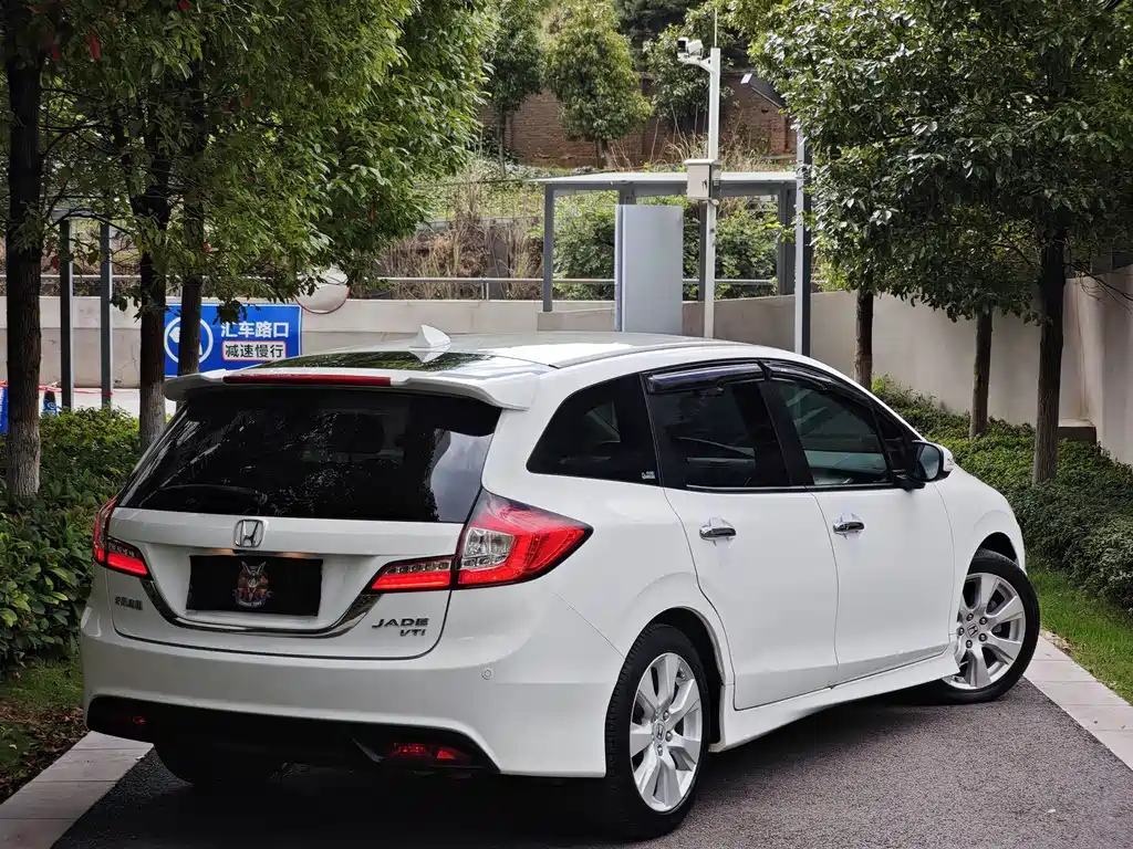 Honda Jade — миниатюра 17
