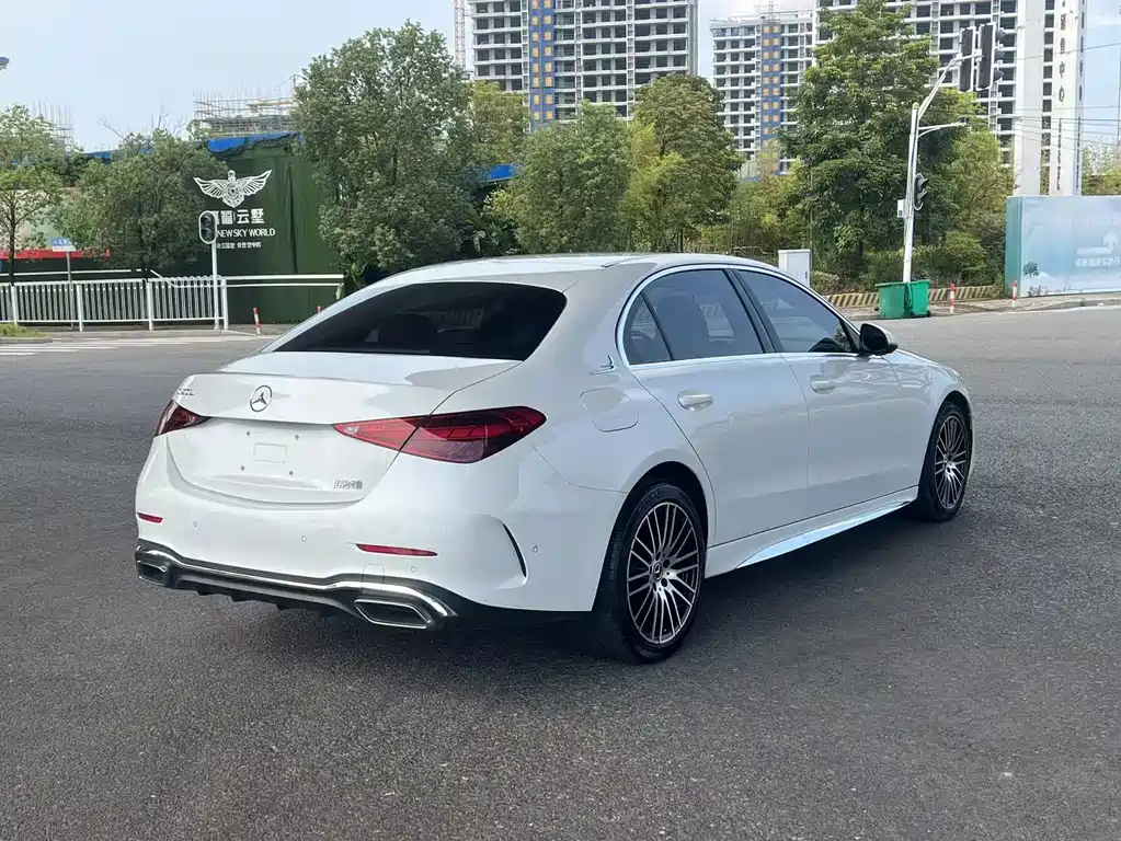Mercedes-Benz C-Class — миниатюра 7