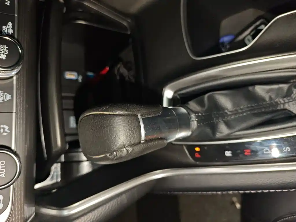 Honda Accord — миниатюра 7