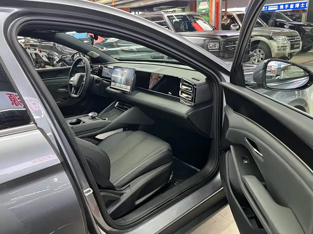 BYD Qin L — миниатюра 16
