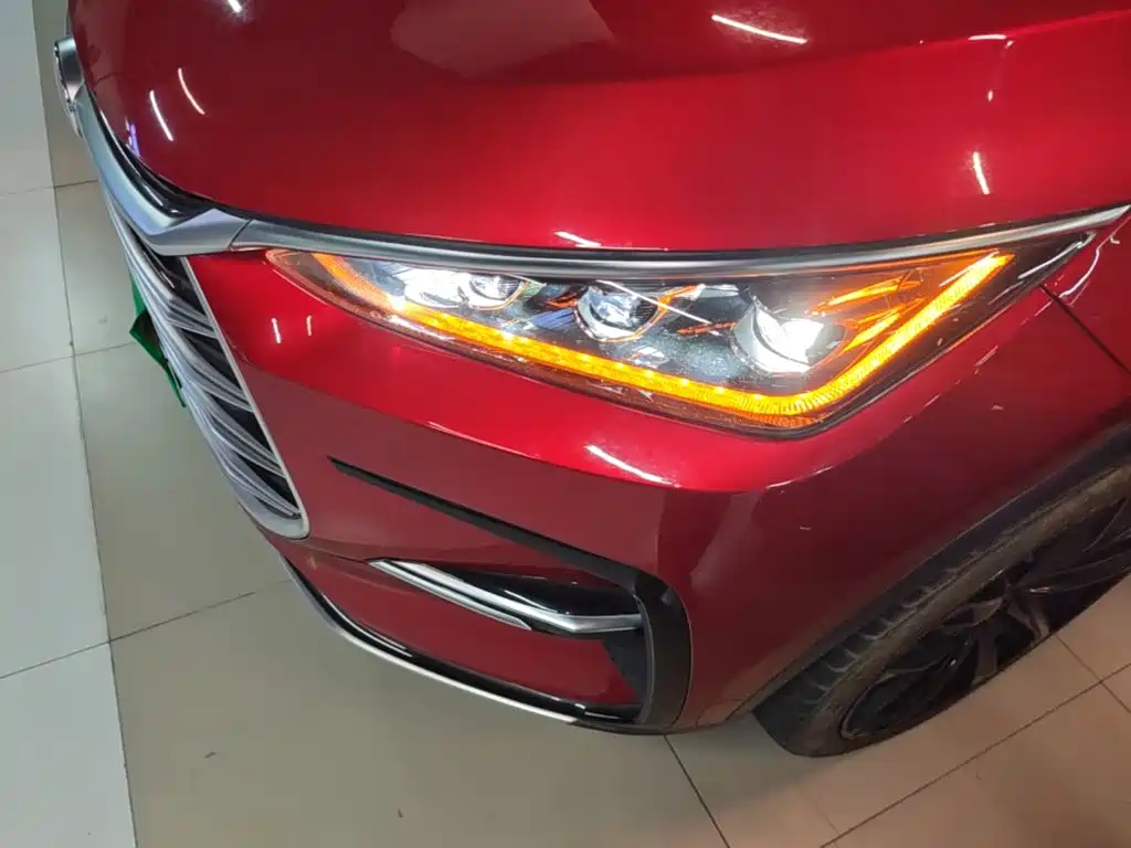 BYD Tang New Energy — миниатюра 18