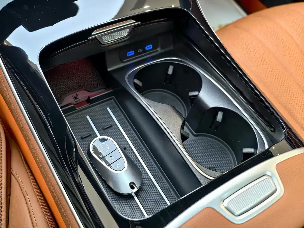 Mercedes-Benz S-Class — миниатюра 20