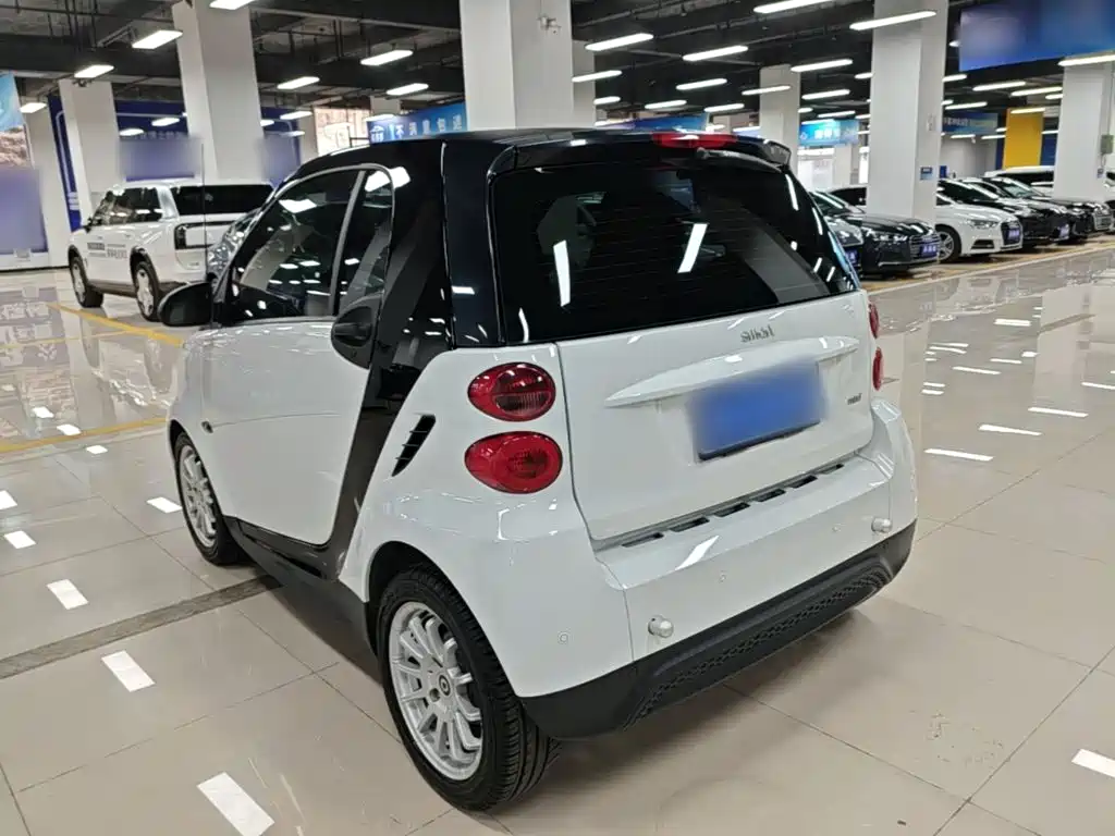 smart Smart Fortwo — миниатюра 5