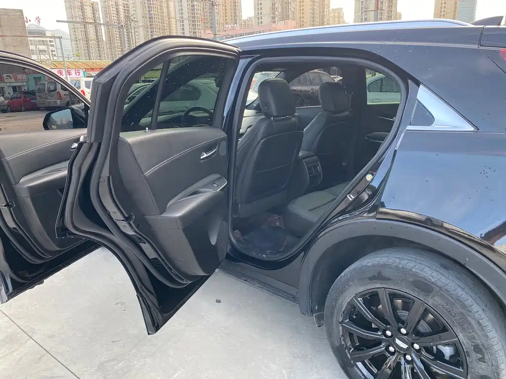 Cadillac XT4 — миниатюра 10