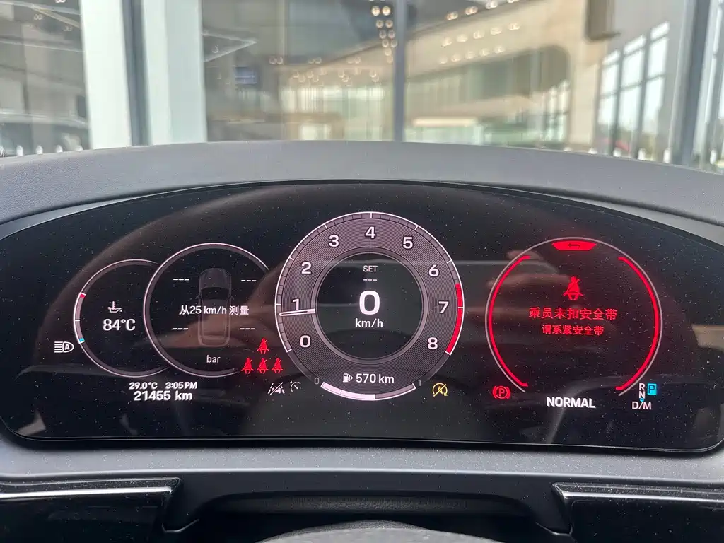 Porsche Cayenne — миниатюра 9