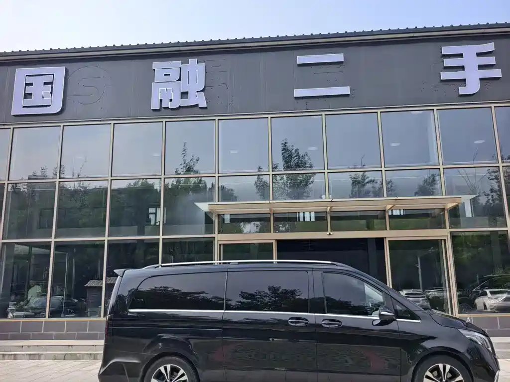 Mercedes-Benz V-Class — миниатюра 10