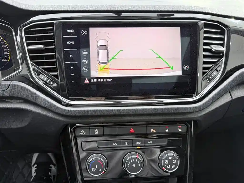 Volkswagen T-Roc 2022 280TSI DSG PLUS