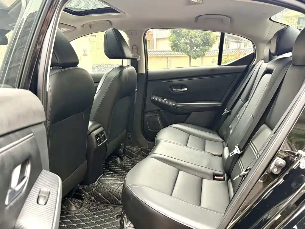Nissan Sylphy 2022 1.6L XL CVT Enjoy