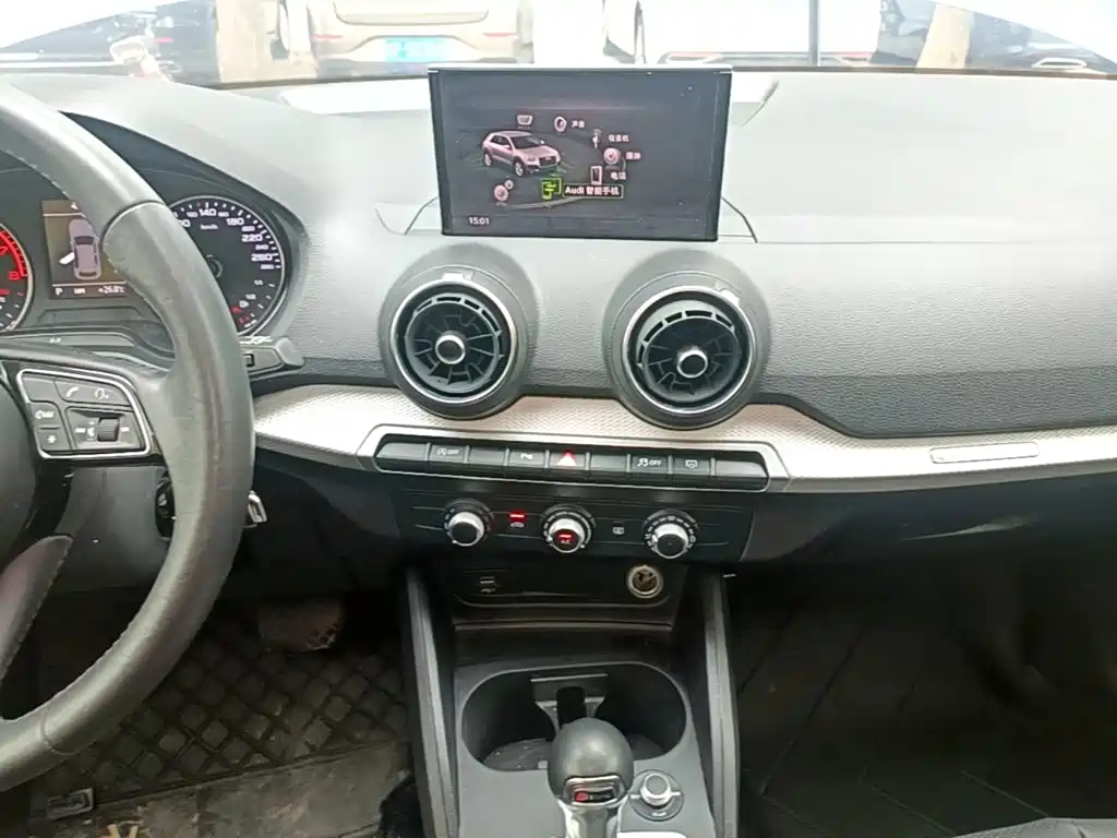 Audi Q2L — миниатюра 13