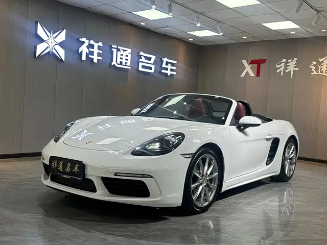 PORSCHE  718 2019
