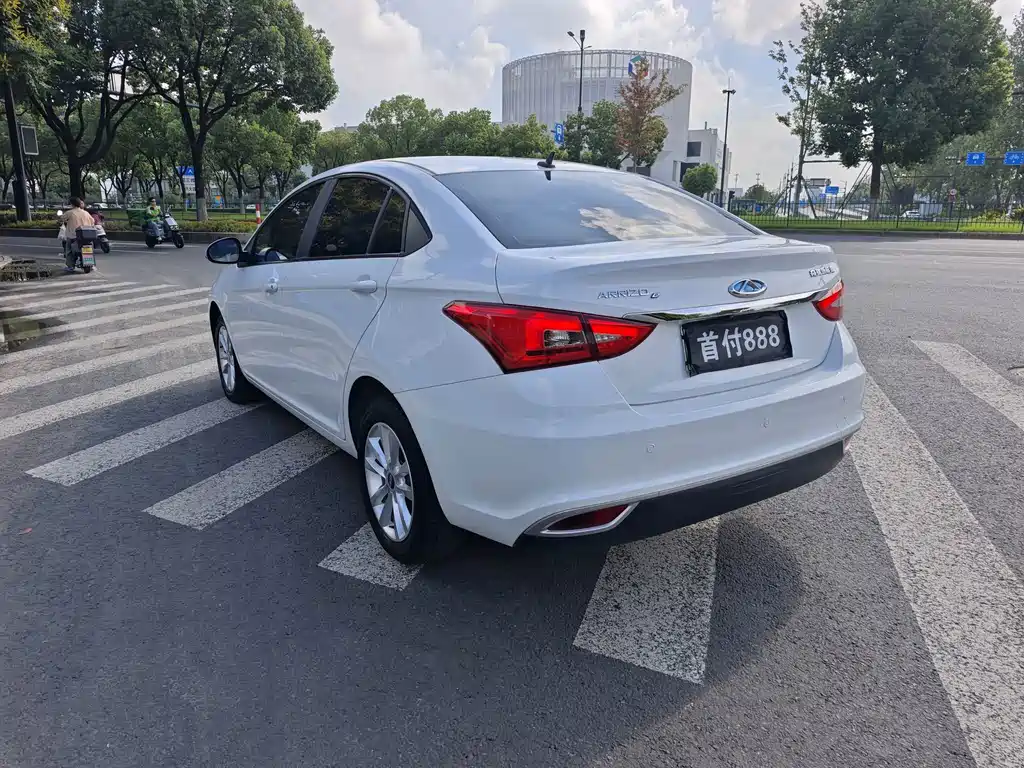Chery New Energy Arrizo e — миниатюра 9