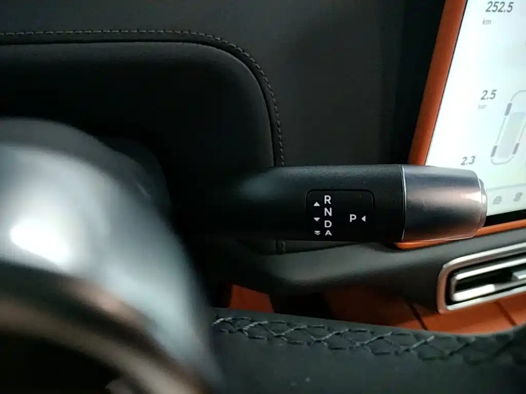Li Auto Li L9 — миниатюра 14