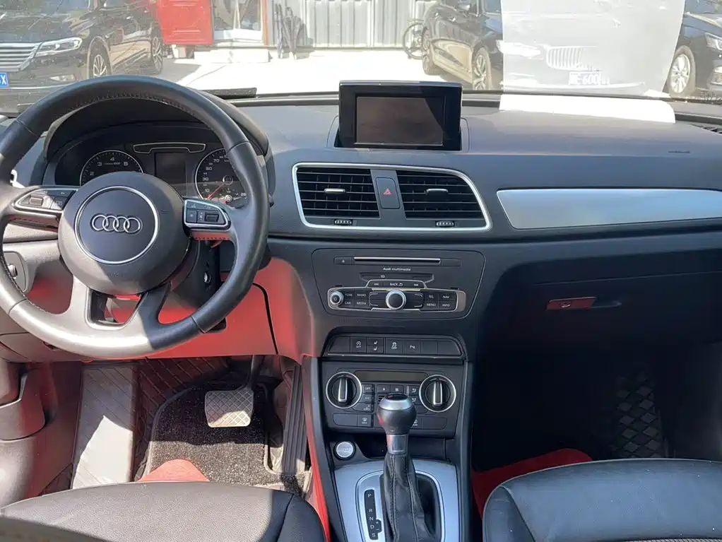 Audi Q3 — миниатюра 4