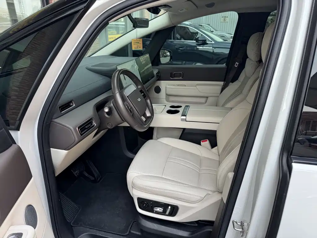 Li Auto Li MEGA — миниатюра 8