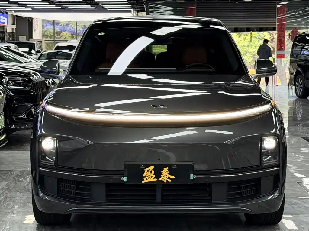 Li Auto Li L8 — миниатюра 2