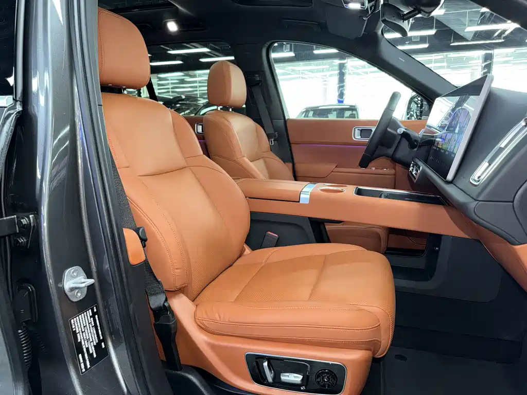 Li Auto Li L8 — миниатюра 11