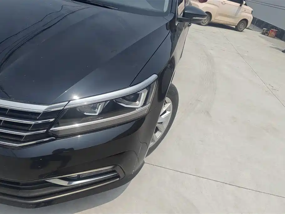 Volkswagen Tiguan 2017 300TSI AT